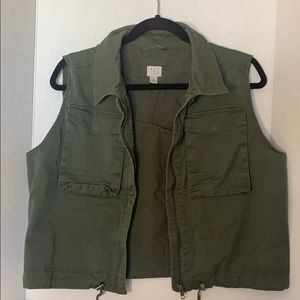 Cropped utility vest army green